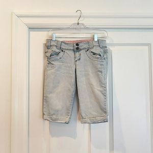 Behold demin short Size Junior 9